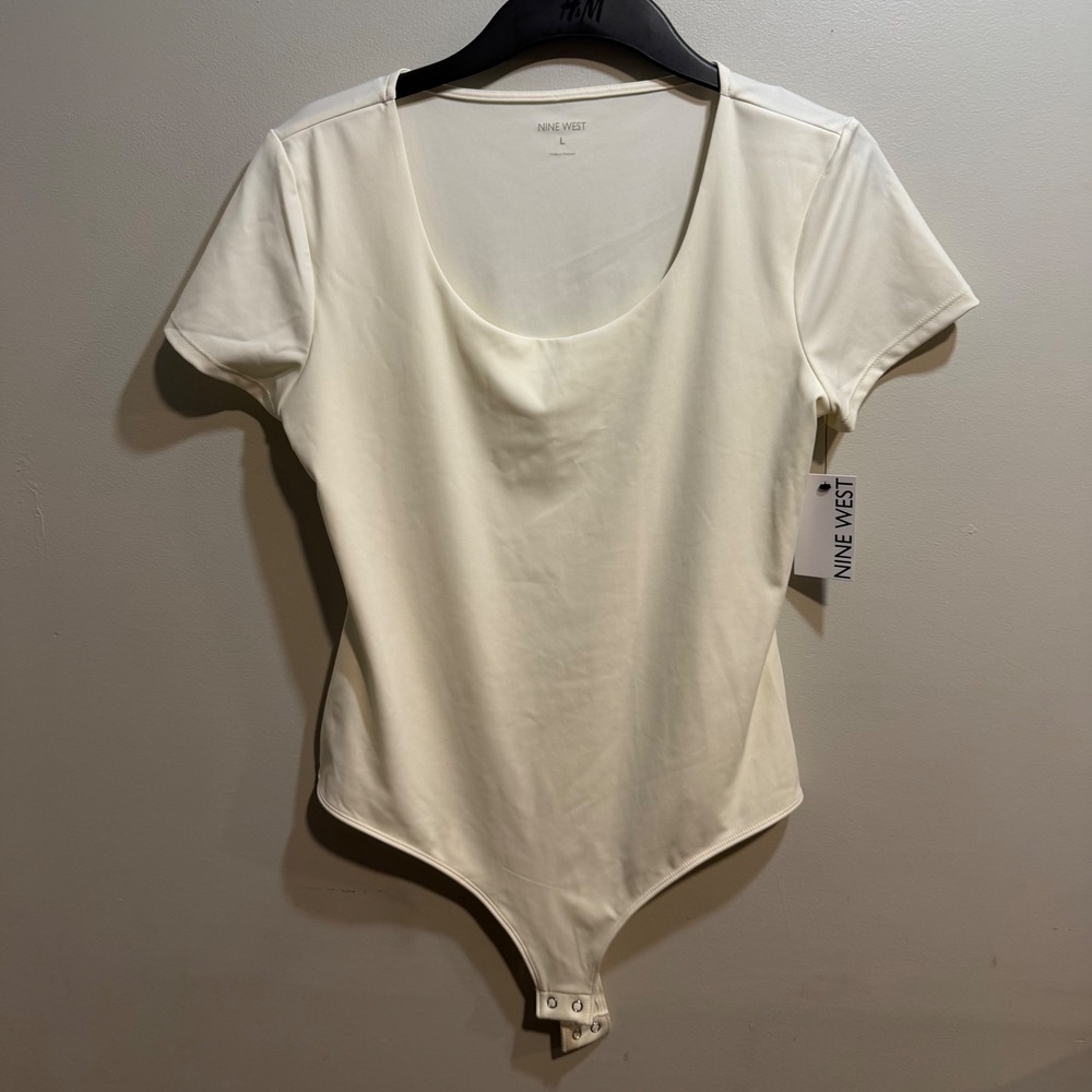 Nine West Sculpting Bodysuit Womens Large Light Yellow Scoop Neck WW51K041RS NWT
